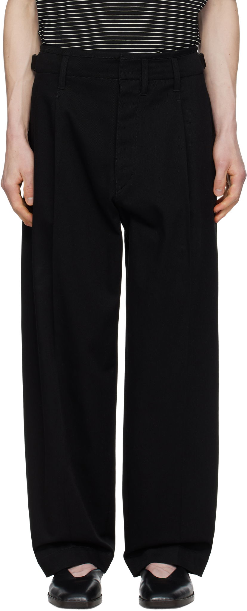 Hlače LEMAIRE Lemaire Pleated Carrot Trousers Crna | PA1194 LF1365