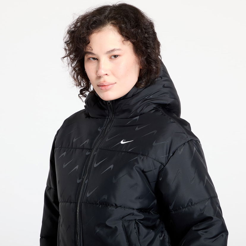 Pernata jakna Nike W Nsw Tf Snfl Nk Clsc Pfr Aop Puffer Jacket Crna | FV7941-010