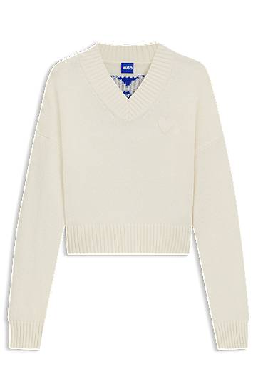 Džemper BOSS HUGO Women's Happy Cropped V-Neck Sweater with Heart Detail Bijela | 50543059