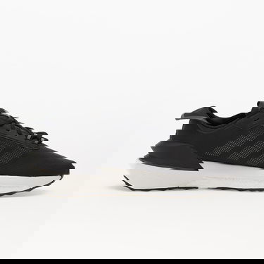 Tenisice i cipele adidas Performance Avryn Core Crna | HP5968, 1