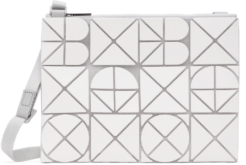 Torba za rame BAO BAO ISSEY MIYAKE ISSEY MIYAKE Font Crossbody Bag Bijela | BB56AG841
