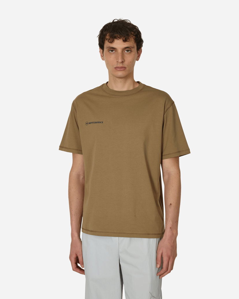 Majica kratkih rukava AFFXWRKS Logo T-Shirt Desert Green Zelena | SS24T04 DESGR