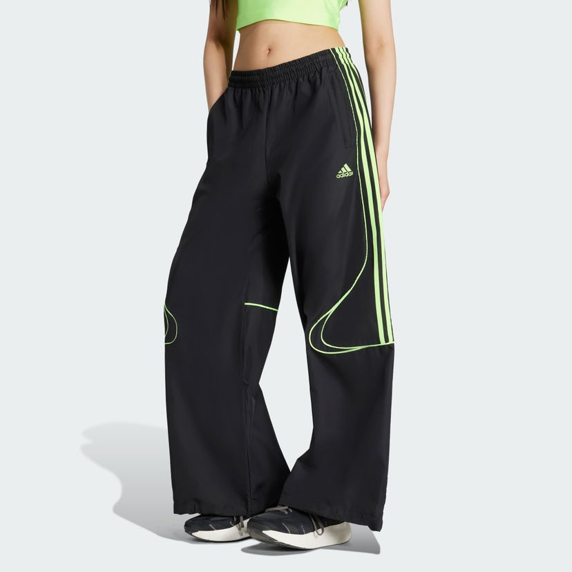 Trenirka adidas Performance Teamgeist Adicolor Oversized Woven Pants Crna | JV7478