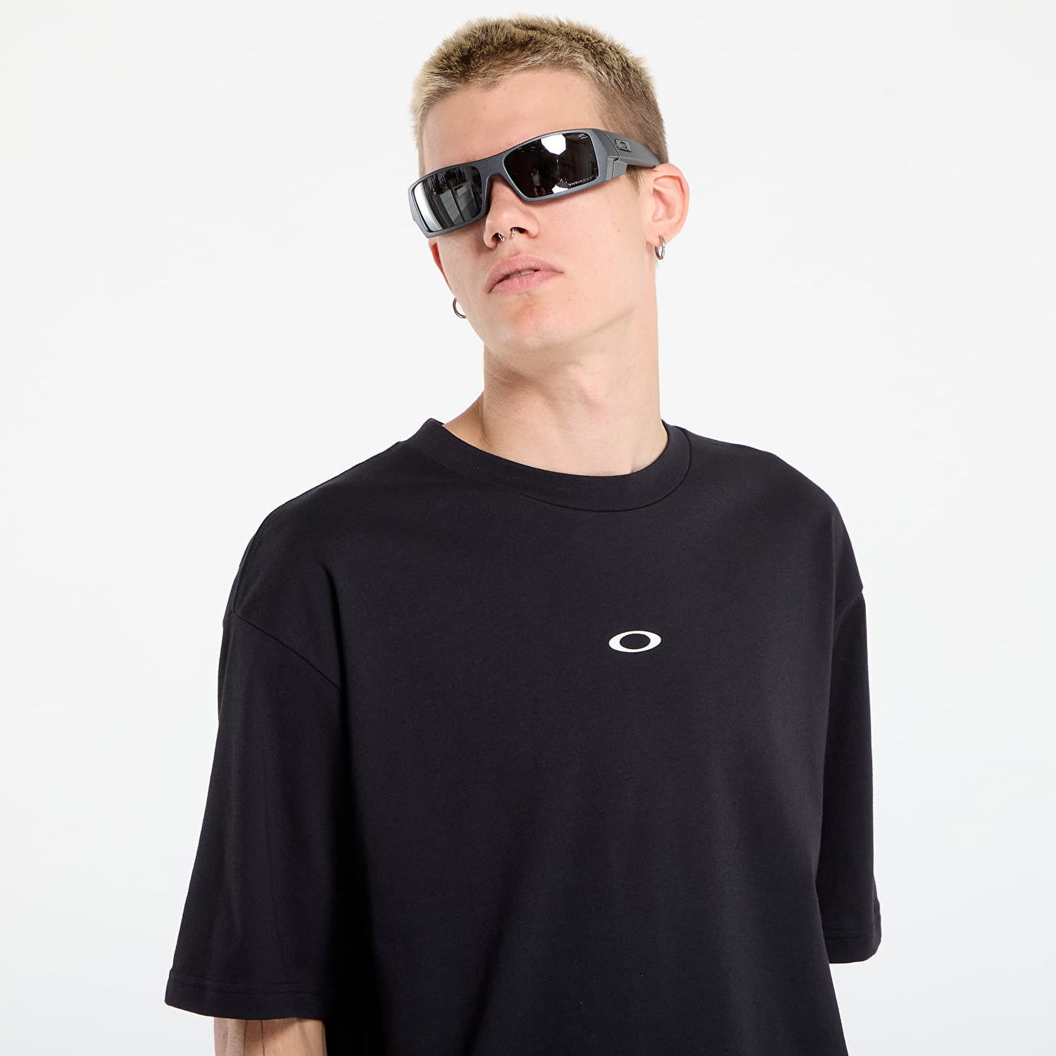 Majica kratkih rukava OAKLEY Enhance QDC Grip 4.0 Short Sleeve T-Shirt Crna | FOA407663-02E, 1