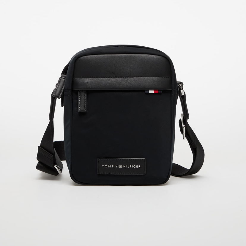 Torba za rame Tommy Hilfiger Tommy Hilfiger Nylon Mini Reporter Bag Crna | AM0AM13618 BDS