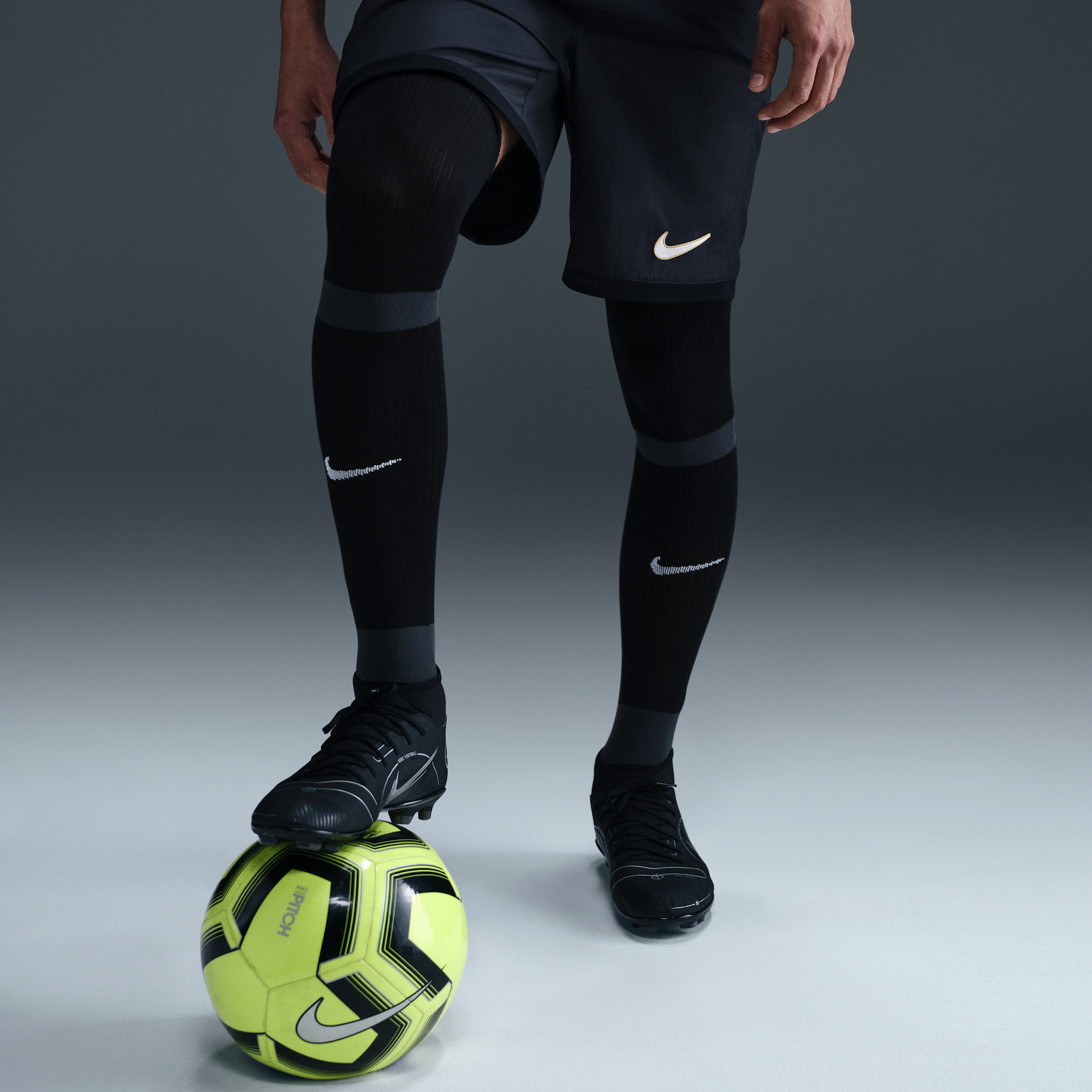 Majica kratkih rukava Nike Academy Dri-FIT Football Shorts Crna | HJ4247-010, 1