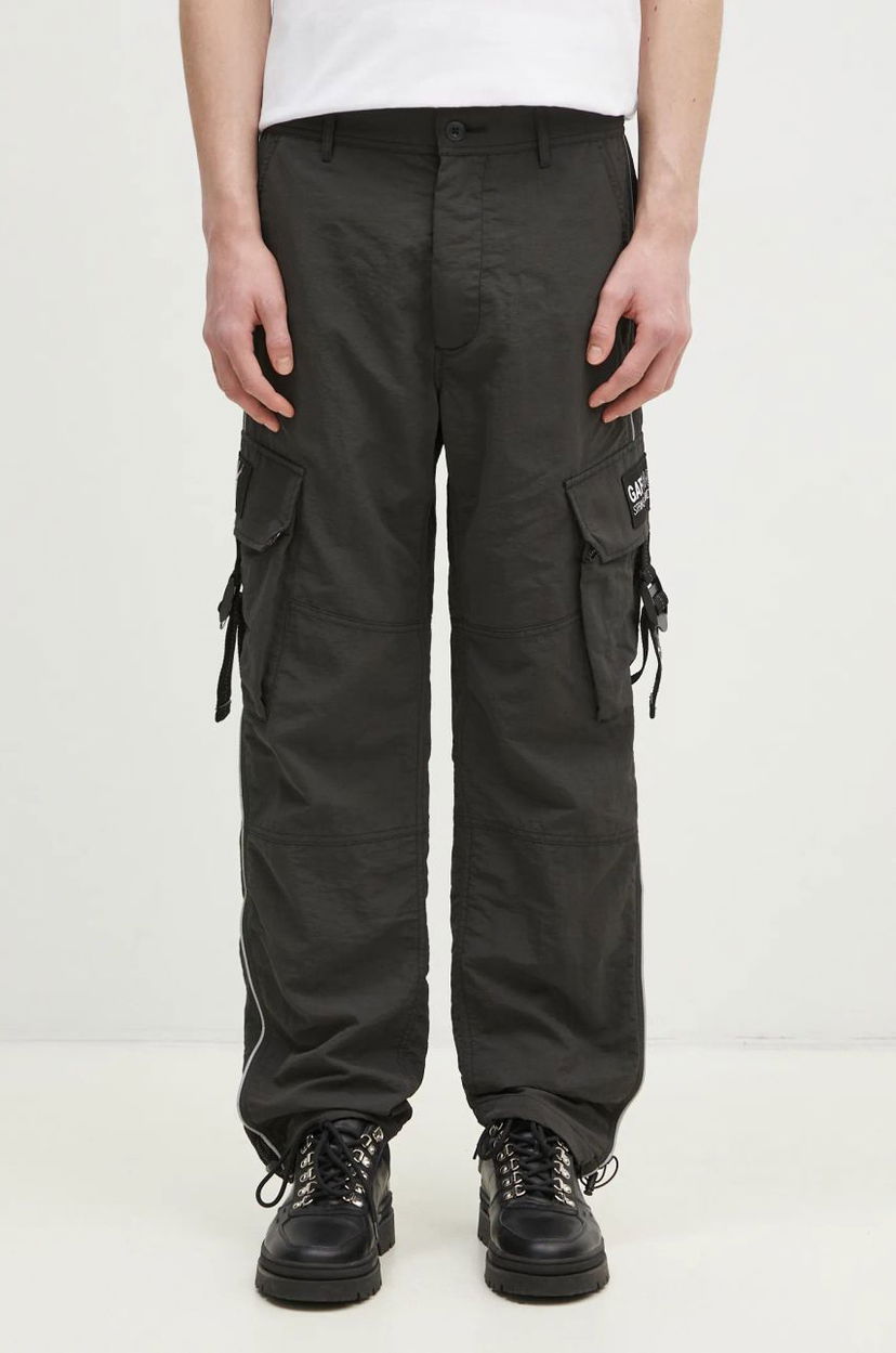 Cargo hlače Levi's x Gundam SEED High Waist Cargo Pants Crna | A7409.0000
