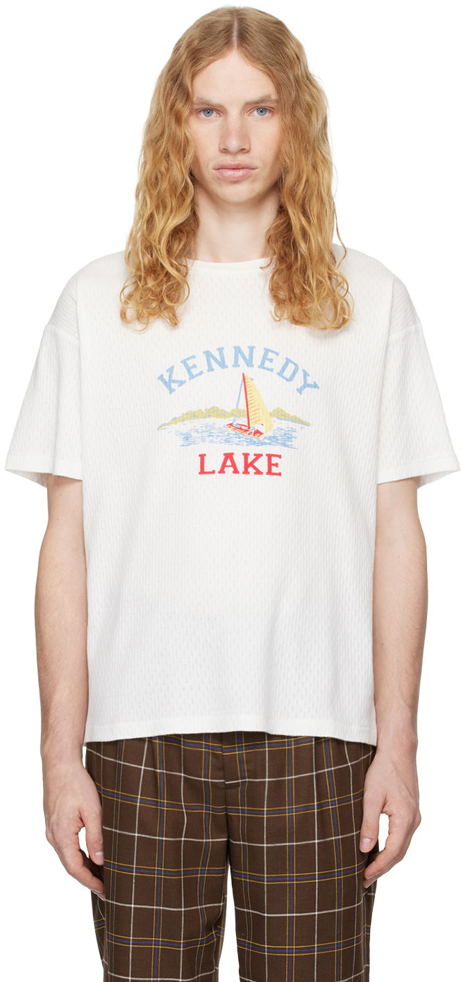 Majica kratkih rukava Bode Kennedy Lake Graphic Print T-Shirt Bijela | MRF24CS010