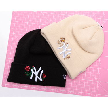 Kapica New Era Beanie MLB Sequin Rose NY Yankees One Size Bež | 60691295, 1
