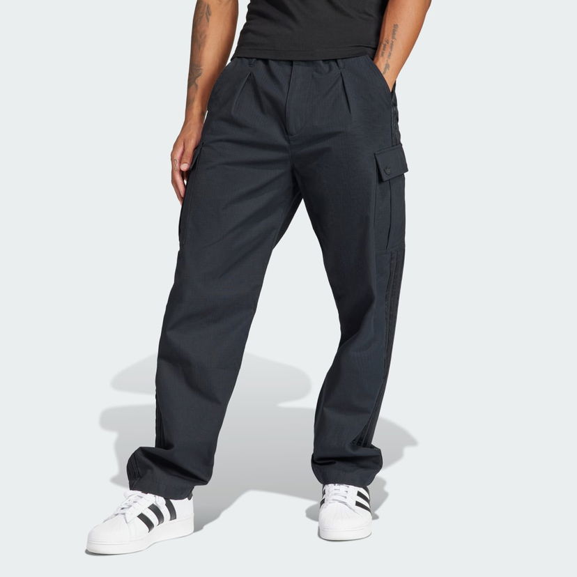 Cargo hlače adidas Originals Premium Essentials+ Cargo Pants Crna | IR7737