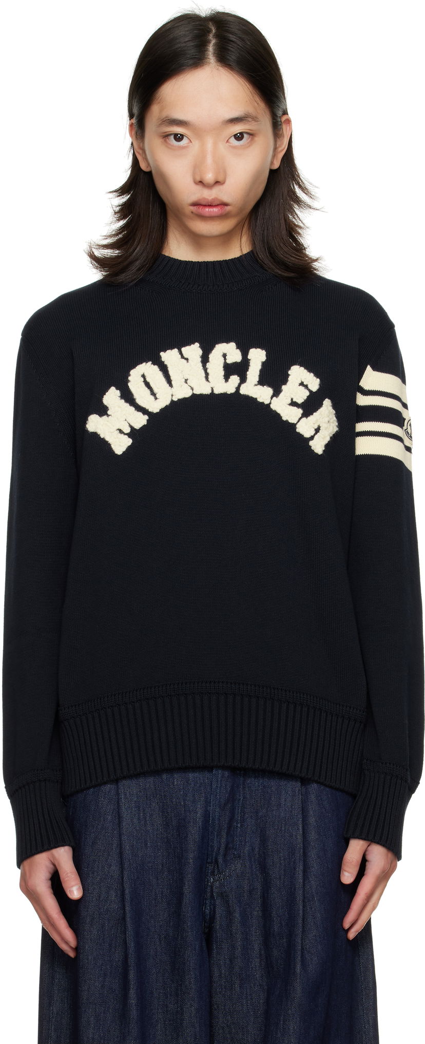 Džemper Moncler Crewneck Sweater with Logo Crna | K20919C00009M1367