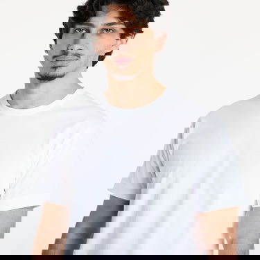 Majica kratkih rukava Comme des Garçons Comme des Garçons PLAY Black Emblem Knit T-Shirt Bijela | AX-T341 WHITE, 3