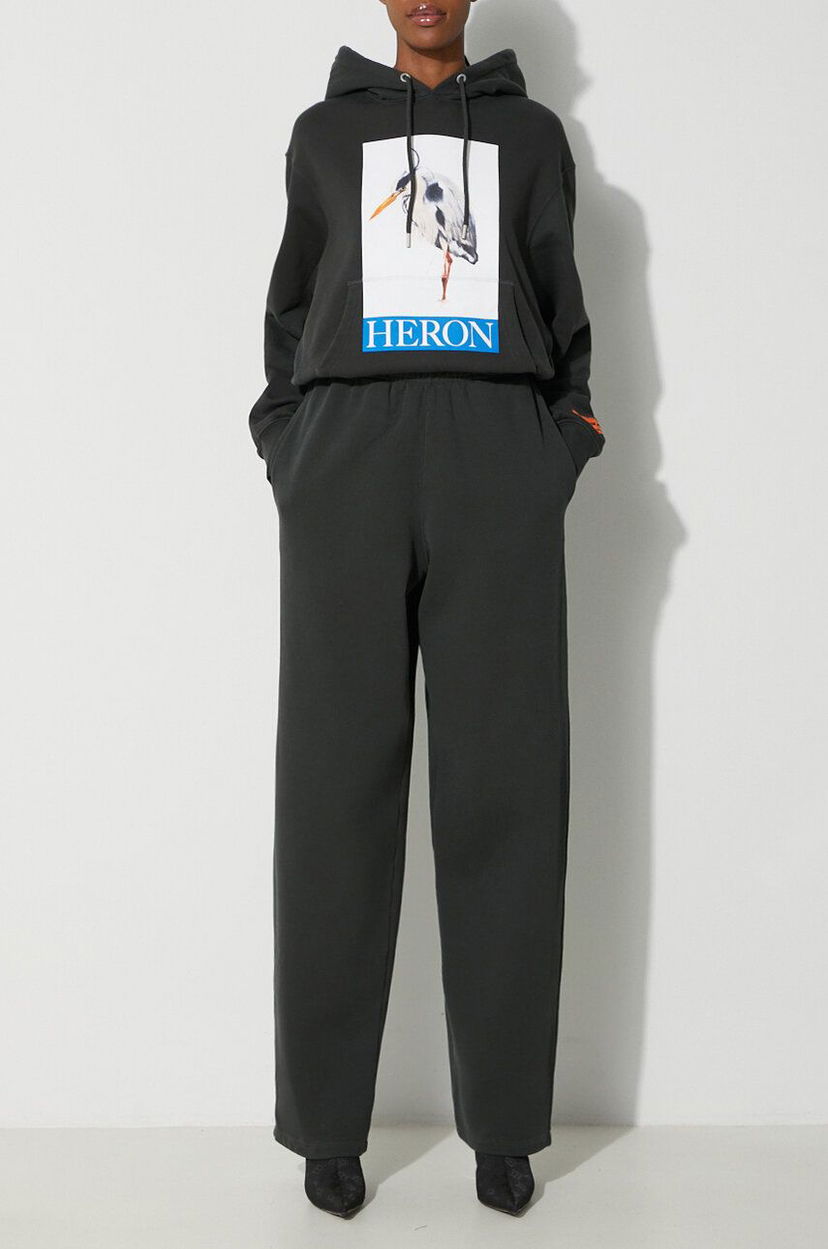 Trenirka HERON PRESTON Sweatpants With Print Crna | HWCH006F23JER0011001