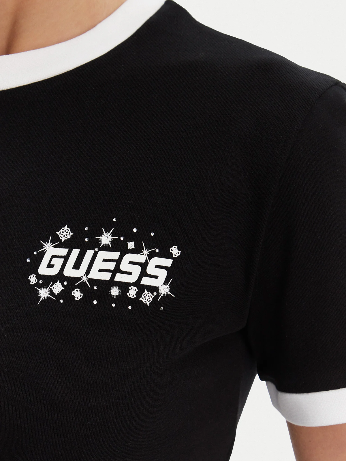 Majica kratkih rukava GUESS Guess Fresia T-Shirt Crna | V5GI11I3Z14-JBLK, 1