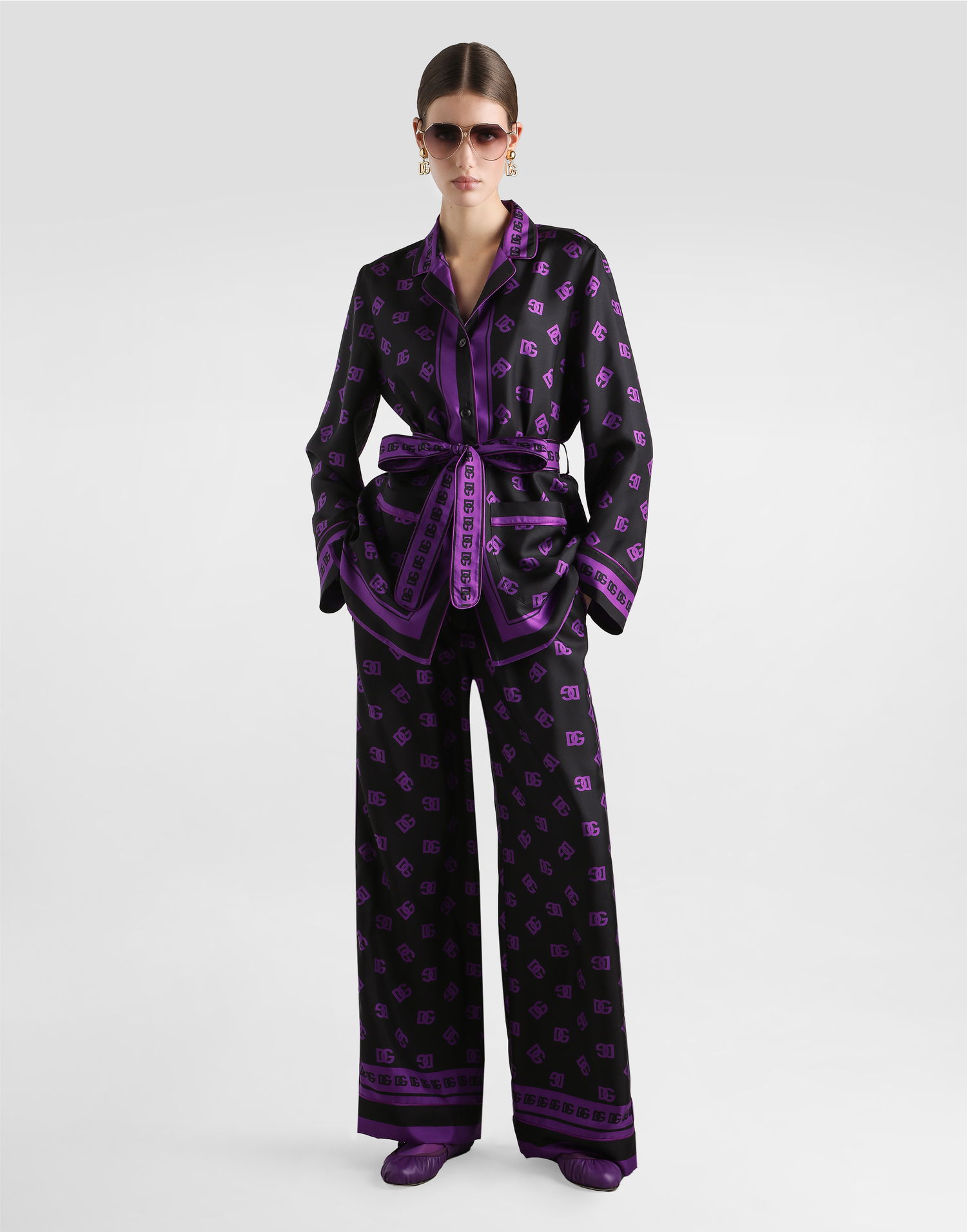 Hlače Dolce & Gabbana Dolce & Gabbana Silk Vanity Pants with DG Logo Print Crna | FTAMPTHI1Z7HN9BP, 1