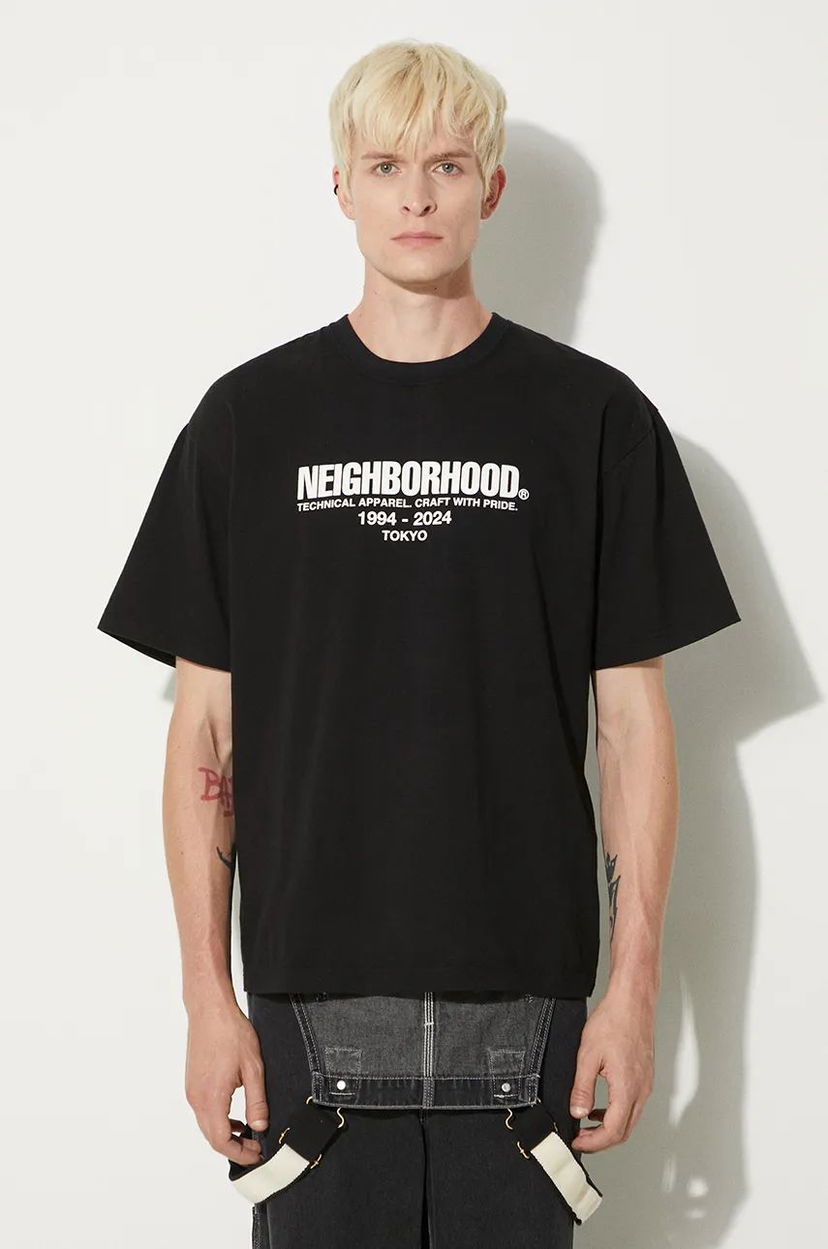 Majica kratkih rukava Neighborhood T-Shirt With Print Crna | 241PCNH.ST02